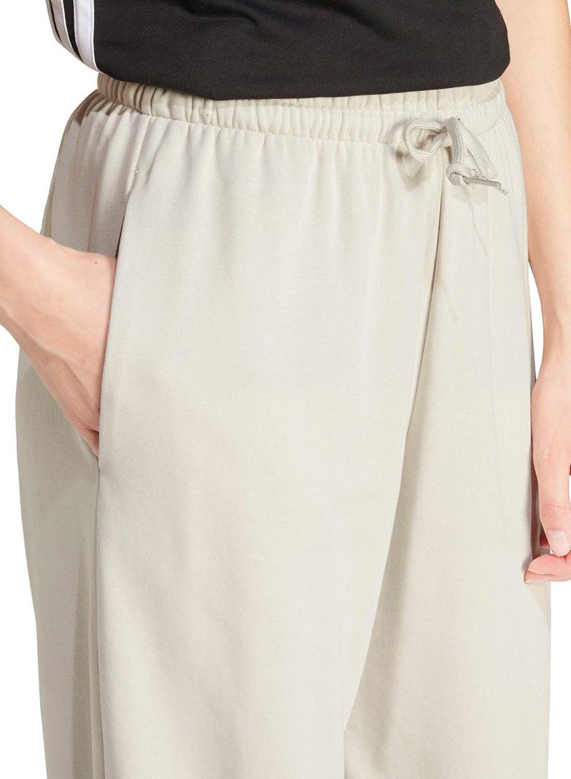Adidas essentials small logo french terry cuffed women pants - Image 4