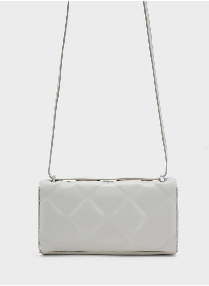 كالفن كلاين Narrow Strap Crossbody