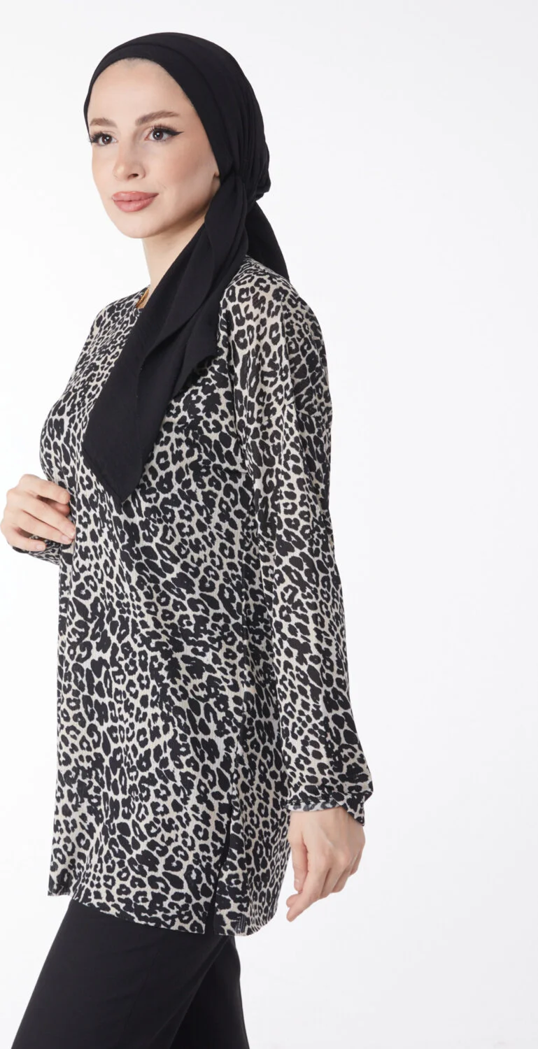 Tofisa Plain Crew Neck Women's Beige Leopard Patterned Blouse 24736