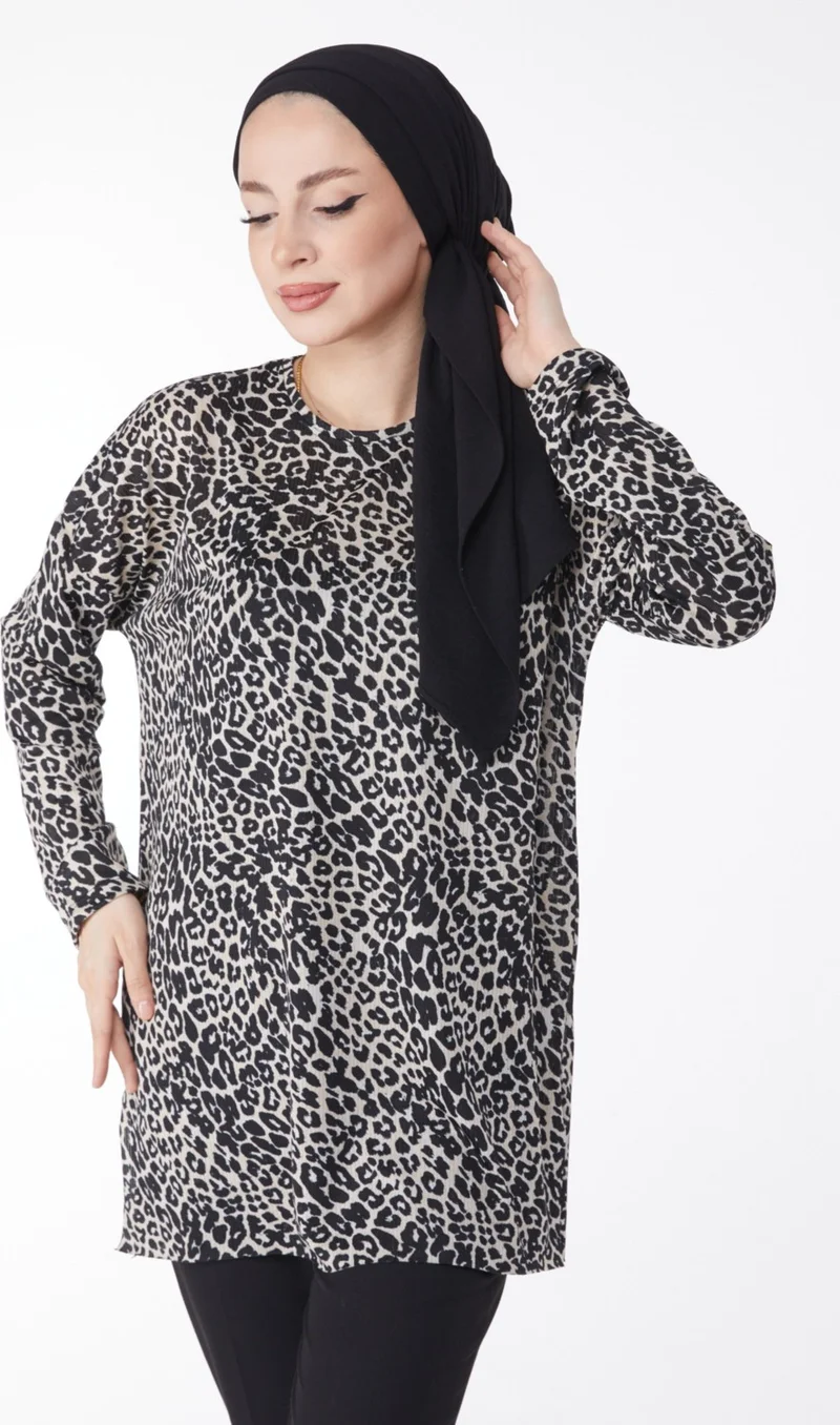Tofisa Plain Crew Neck Women's Beige Leopard Patterned Blouse 24736