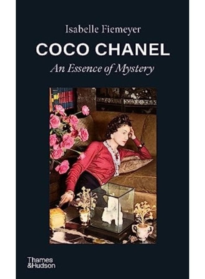 Coco Chanel An Essence of Mystery - Hardback