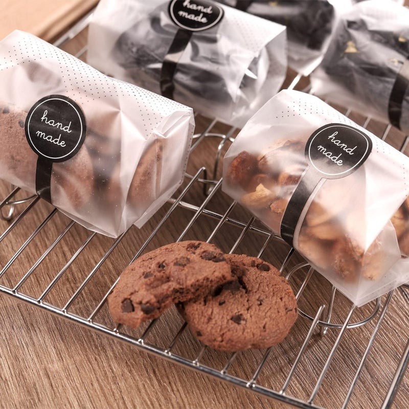 YunKo Cookie Bags for Gift Giving Clear Cellophane Treat Bags for Favors Mini Loaf, Bundt Cake, Hot Cocoa Bomb Packaging With Stickers(100PACK, Black Dot) - Image 2