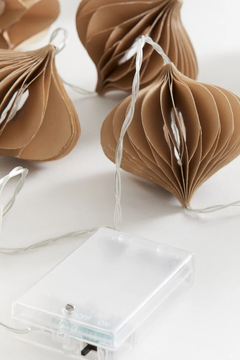 H&M Paper lantern string lights