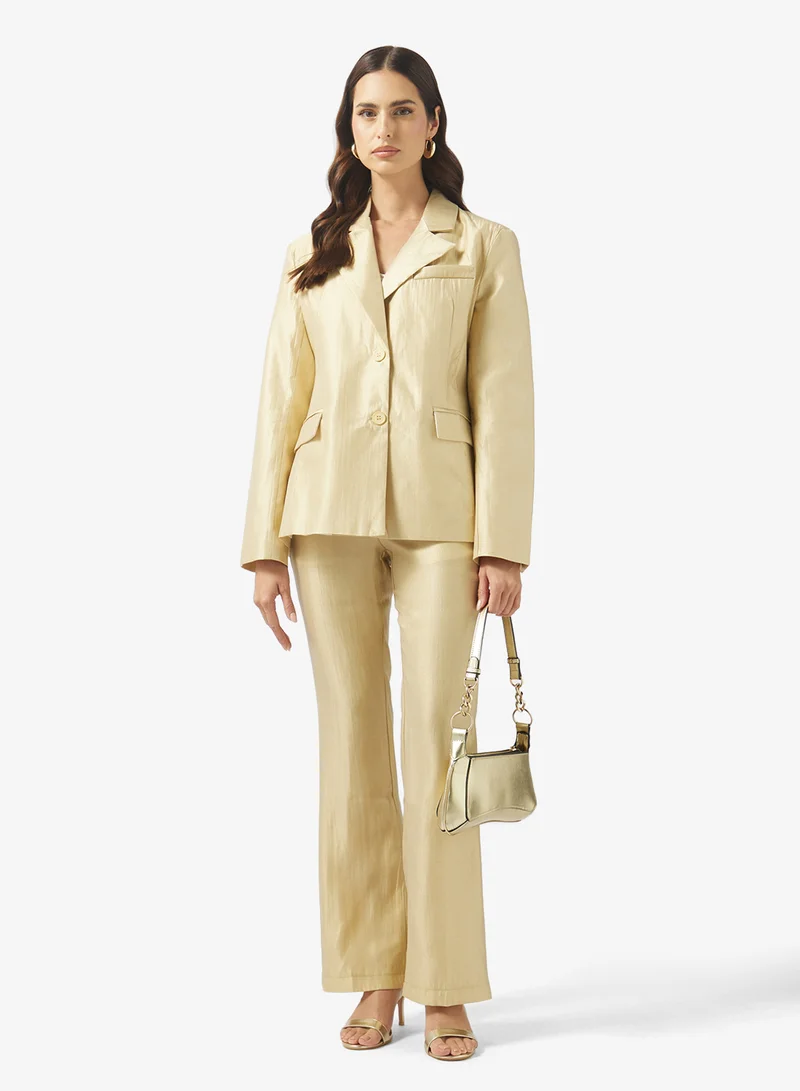 ايلا طقم بليزر وبنطلون بتصميم مخصص