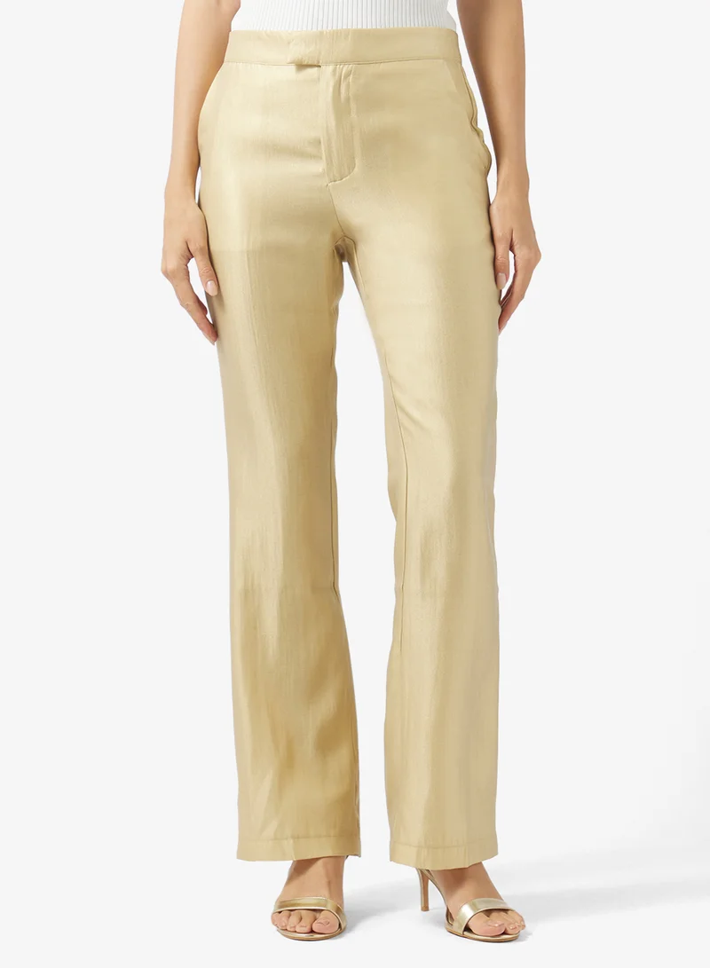 ايلا طقم بليزر وبنطلون بتصميم مخصص