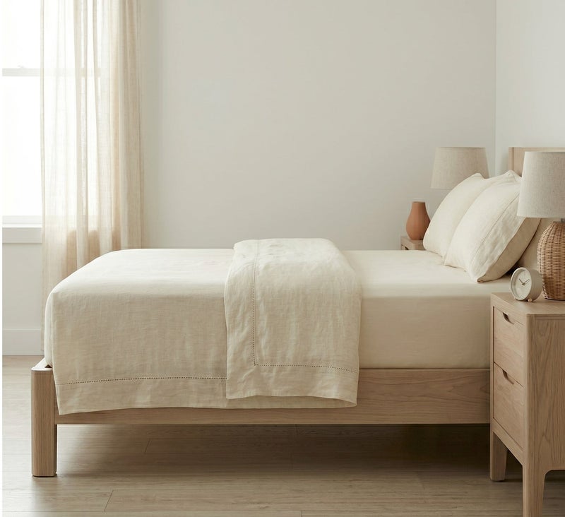 Comfy Ivory White Fitted Bed Linen Set (3 Pieces) - 120 cm - Image 3