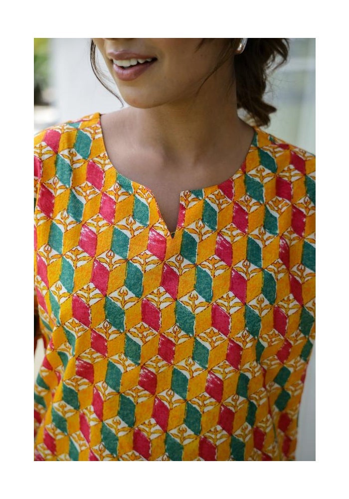 FLAVIA CREATION طقم أصفر للفتيات - Image 4