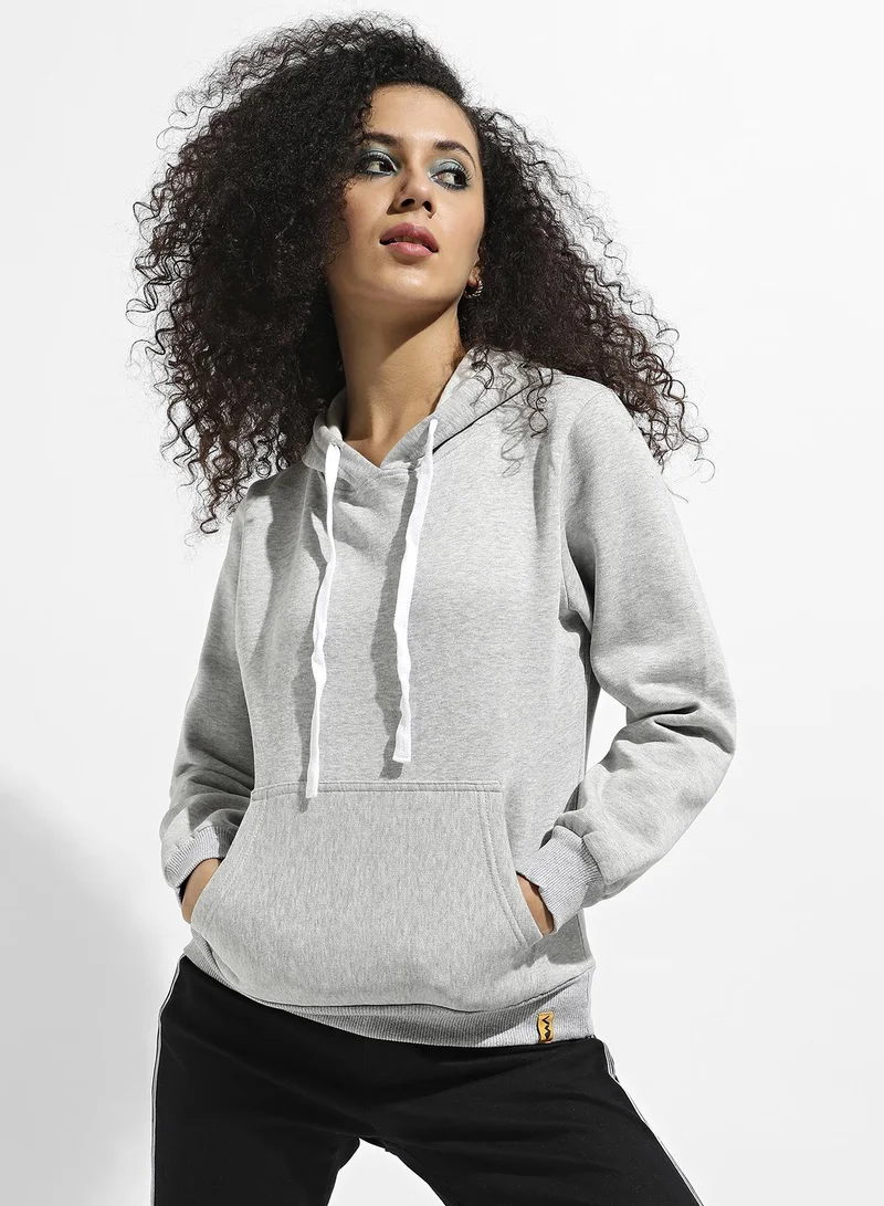 Campus Sutra Women's Light Grey Pullover Hoodie With Kangaroo Pockets