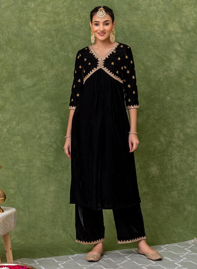 KASYA Black Velvet Embroidered Kurta with Pants and Dupatta Set - Image 3