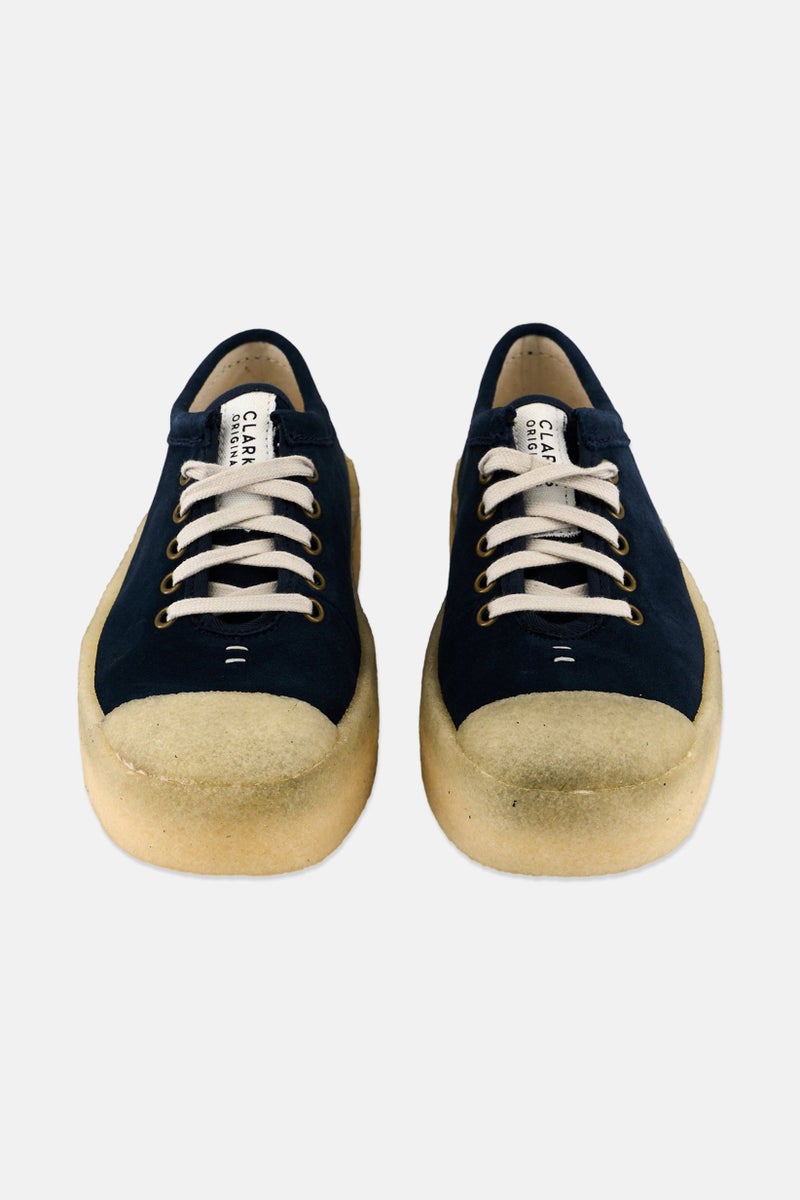 clarks أحذية كاجوال نسائية بتصميم عادي مع أربطة، لون كحلي - Image 4