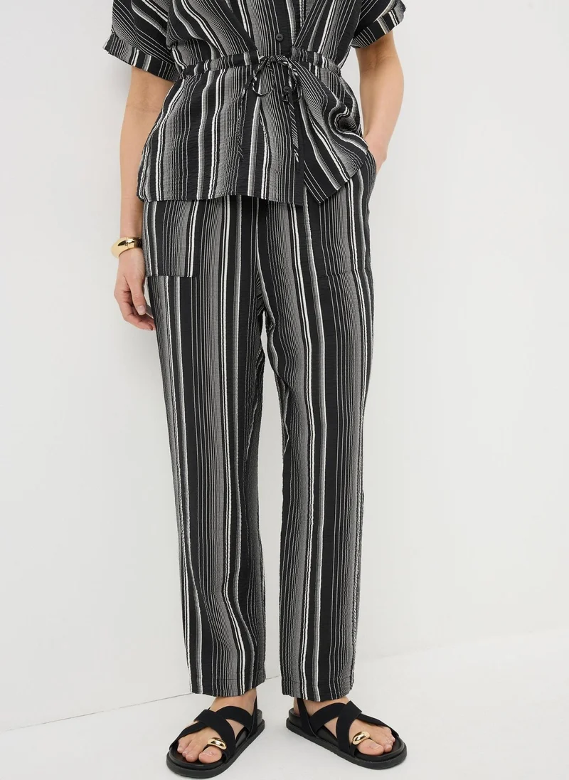 ماتلان Black Stripe Airflow Tapered Co Ord Trousers