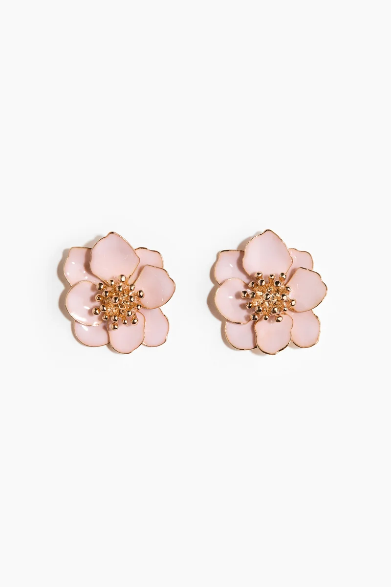 Flower-shaped earrings