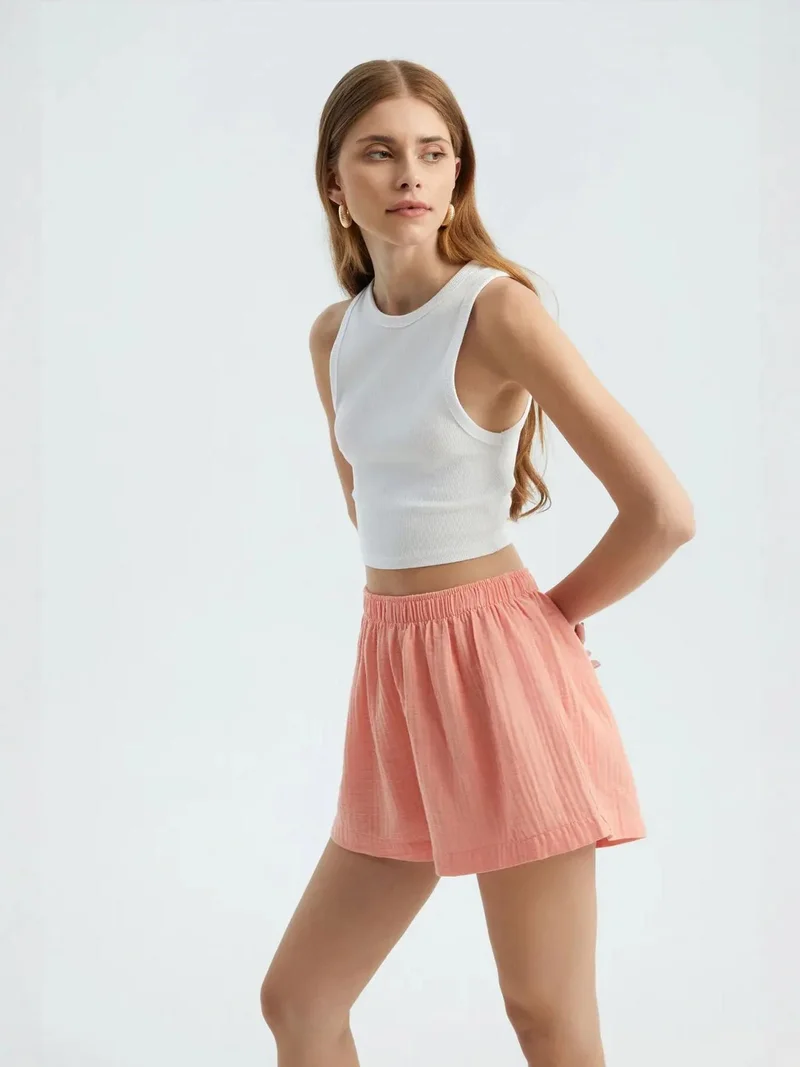 زوبعة شورت كتان بخصر مرتفع وخصر مطاطي