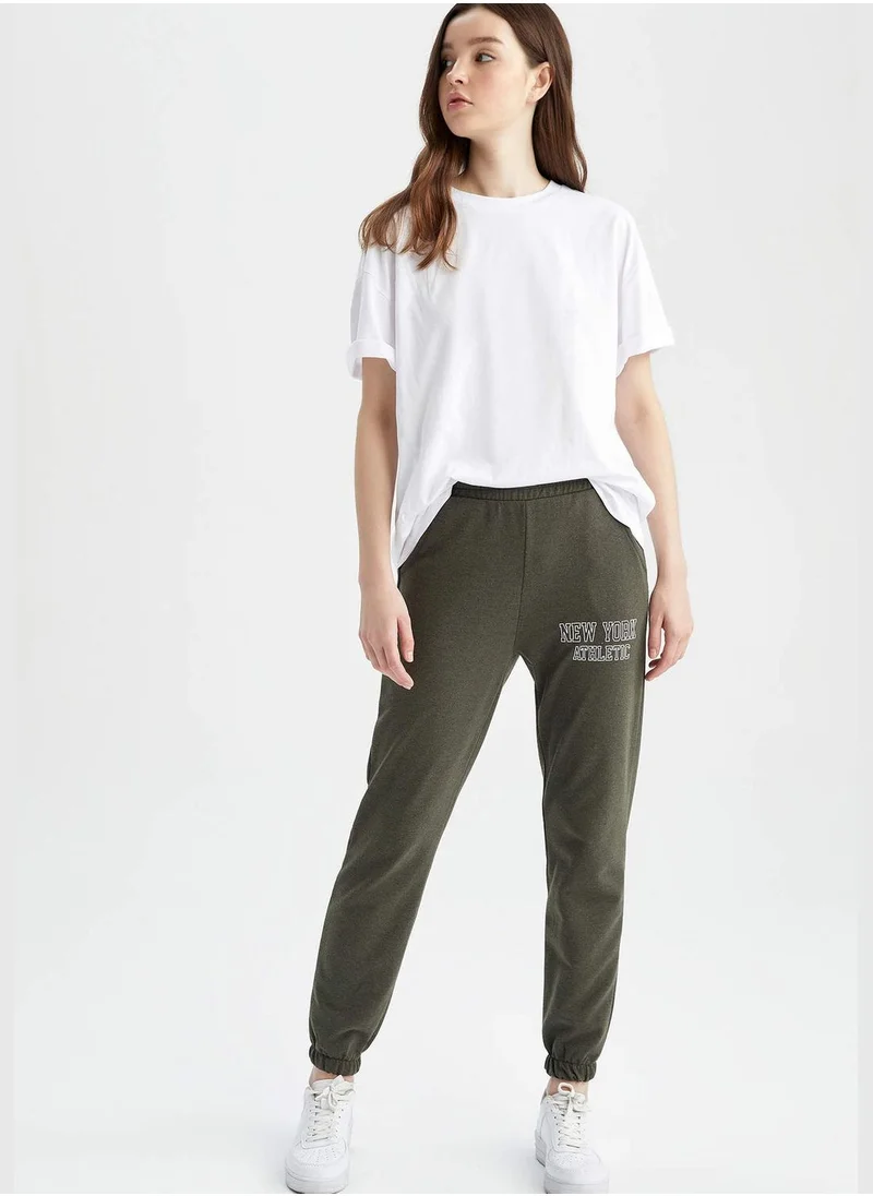 ديفاكتو Woman Knitted Trousers