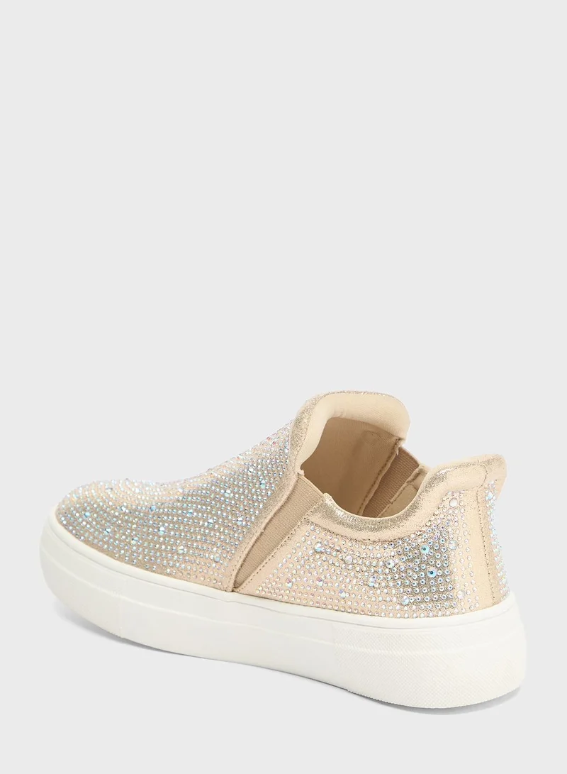 shoexpress Casual Low Top Sneakers