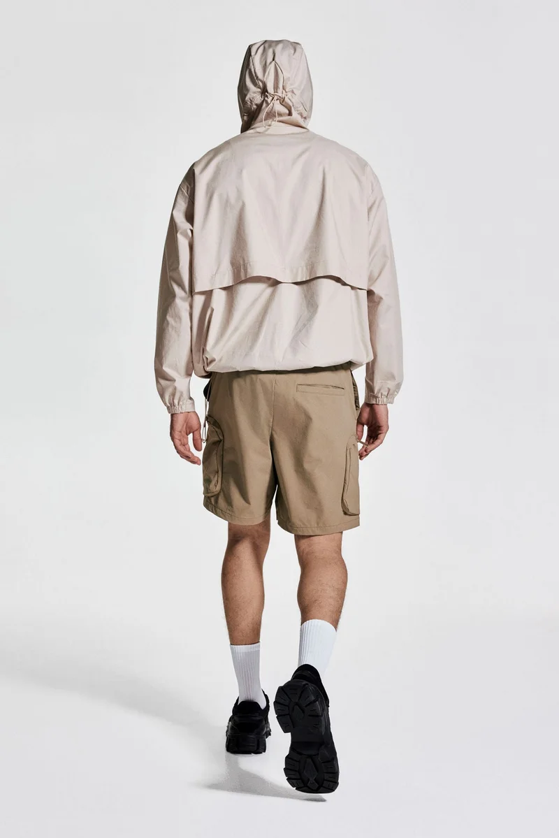 اتش اند ام شورت خارجي مقاوم للماء