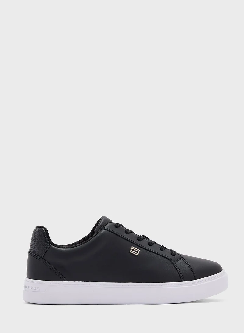TOMMY HILFIGER Lace Up Low Top Sneaker