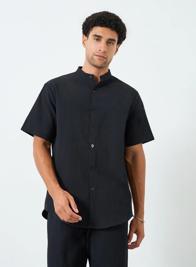 تايك تو Men Solid Stand Collar Shirt and Pants Co-Ords