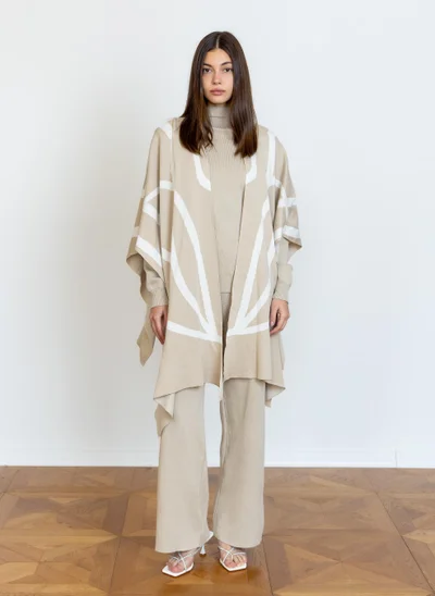 SHAPES KNITTED SET WITH PRINTED SHAWL