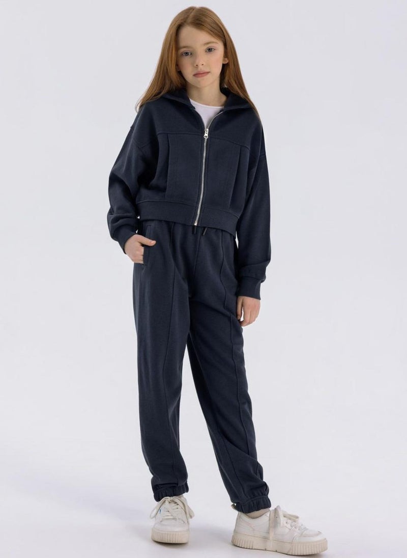 مينوتي طقم رياضي للبنات بجاكيت بغطاء رأس وسروال مريح - Image 1