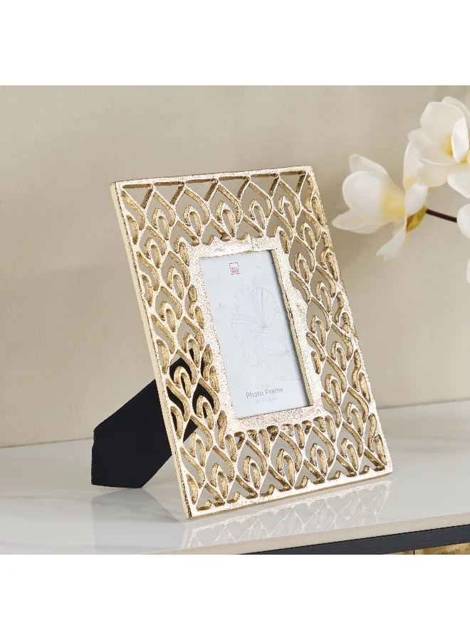 Home Box Ozawa Cutwork Aluminium Single Photo Frame - 23x2x29 cm