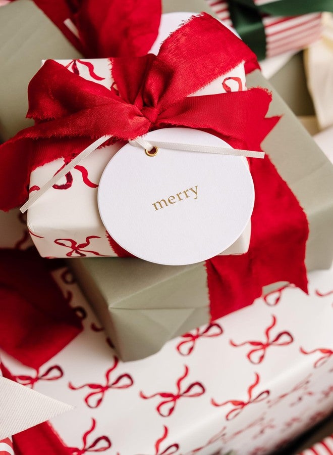 Merry Market بطاقات هدايا عيد الميلاد، بطاقات دائرية فاخرة مطبوعة بتقنية الطباعة البارزة ومزينة برقائق ذهبية، تحمل عبارات "عيد ميلاد مجيد" و"إلى" و"مع حبي"، مجموعة من 25 بطاقة مع شريط ساتان من ميري ماركت - Image 2