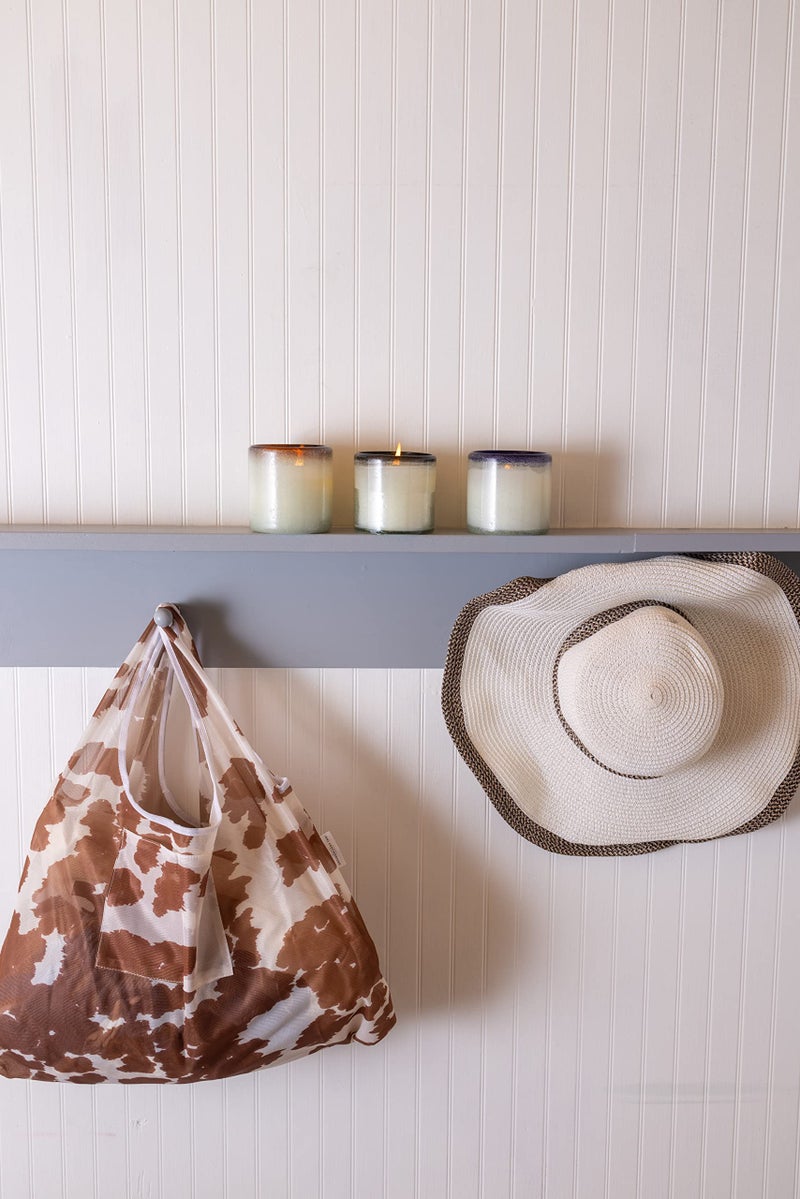 Paddywax Scented Candles Coastal La Playa Collection Artisan Candle in Hand-Blown Glass, 9 Ounces, Vanilla Rosa - Image 2