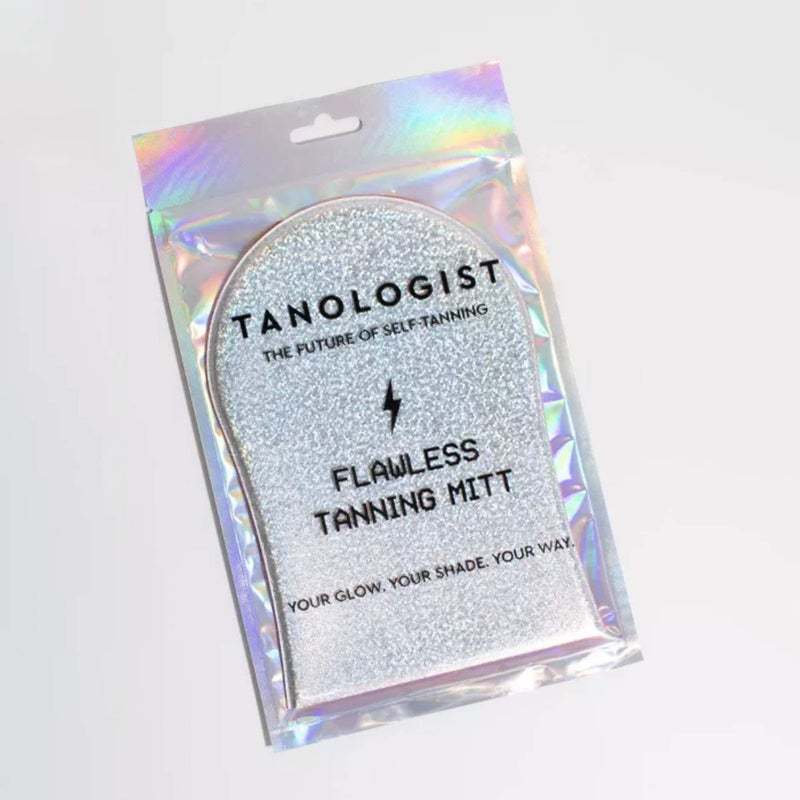 Tanologist Flawless Tanning Mitt, For Tanning Mousse, Water & Gradual Tan, Streak-Free Self-Tanner Application, Reusable & Machine Washable, No Stained Hands, Vegan & Cruelty-Free, 1 Count - Image 4
