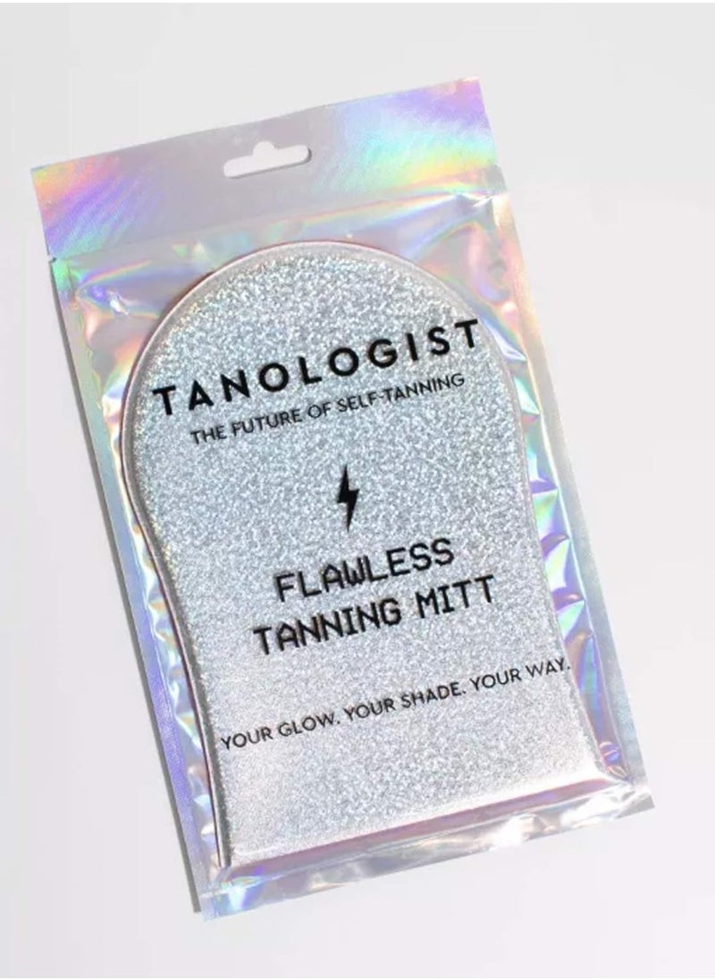 Tanologist Tanologist Flawless Tanning Mitt - Reusable and Washable Self Tanner Applicator for Smooth and Streak Free Self Tan, 1 Count  - Image 3
