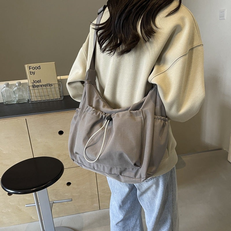 Korean Fashion Nylon Crossbody Bag 2024 New Ruffled Shoulder Bag Large Capacity Solid Color - Image 3