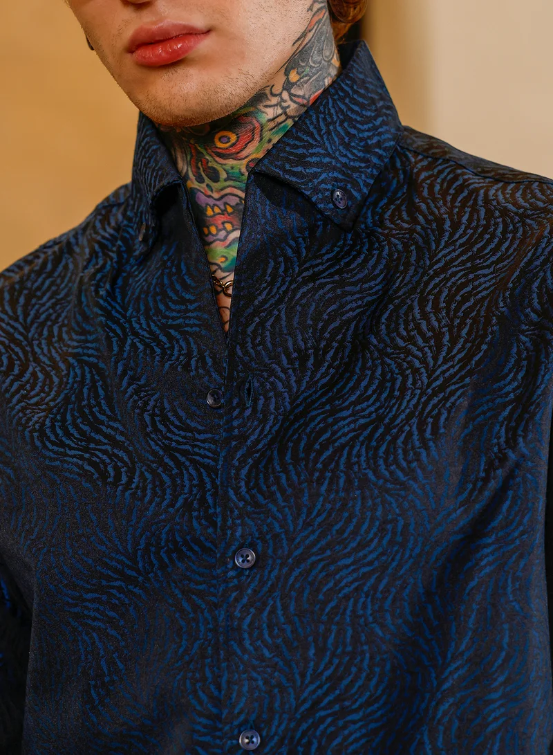 Campus Sutra Campus Sutra Men Contrast-Streaks Jacquard Shirt | Button-Down One-Piece Collar Long Cuffed Sleeves | Button Closure Curved Hem | Abstract Jacquard | Woven Fabric For Casual & Party Wear | Navy Blue
