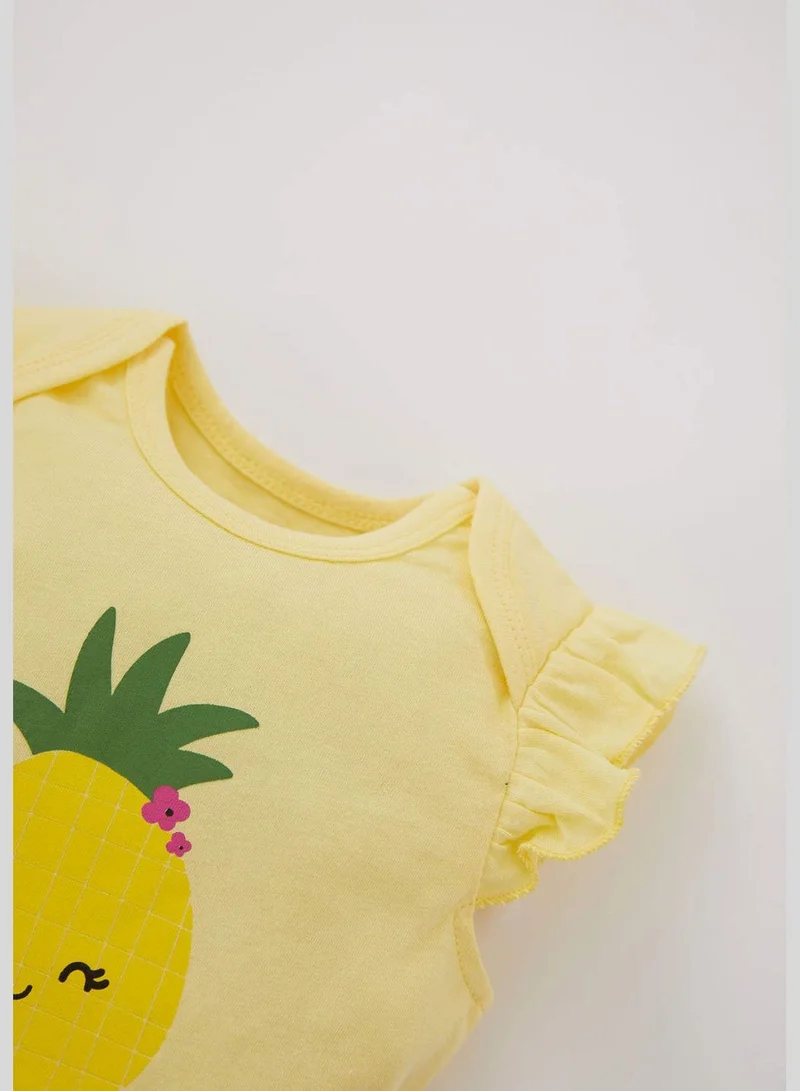 ديفاكتو Regular Fit Short Sleeve Pineaplle Print Boydusit & Thong Set