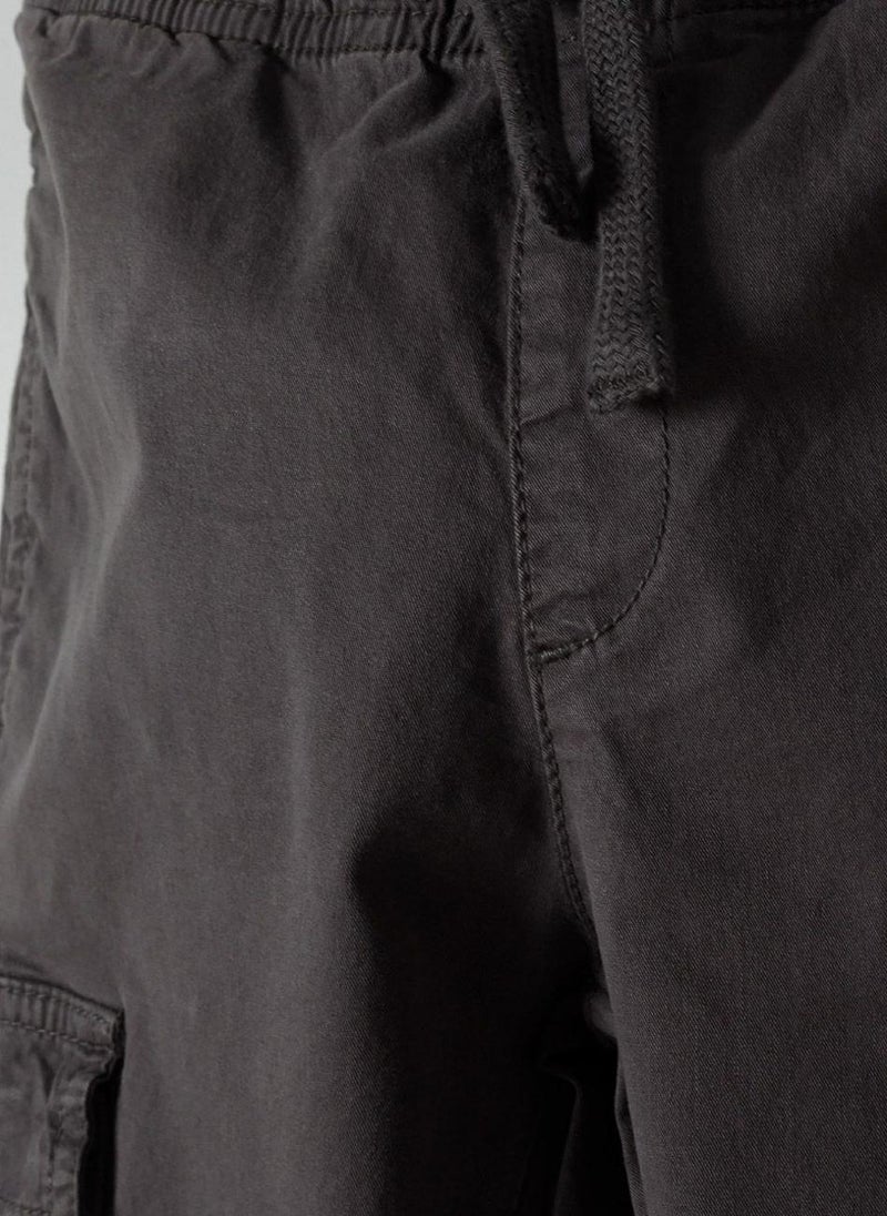 MINOTI Boys' Cargo Pants with Elastic Waist and Cuffed Ankles - Image 4