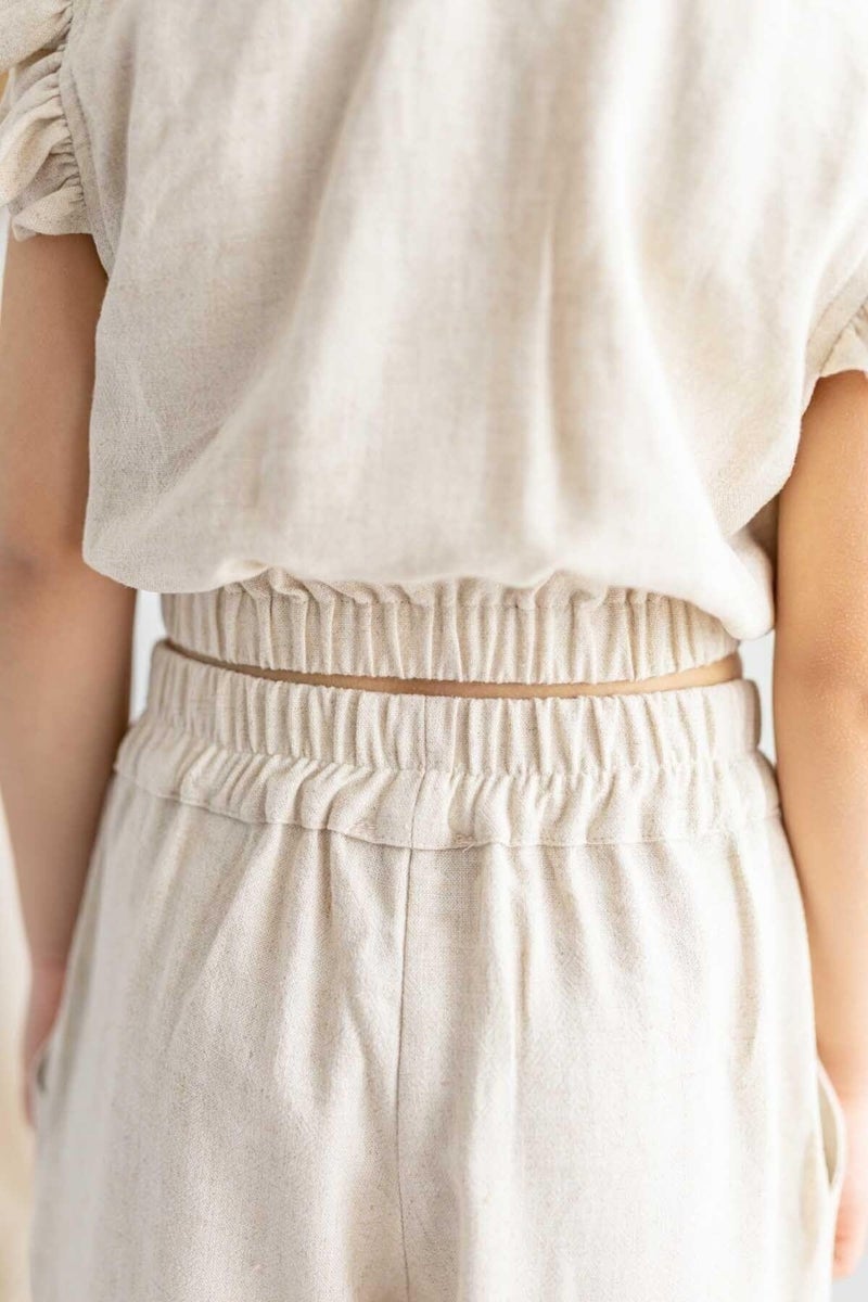 Oliven The Kid Beige Linen Pleated Elastic Side Pocket Wide Leg Girls Trousers - Image 4