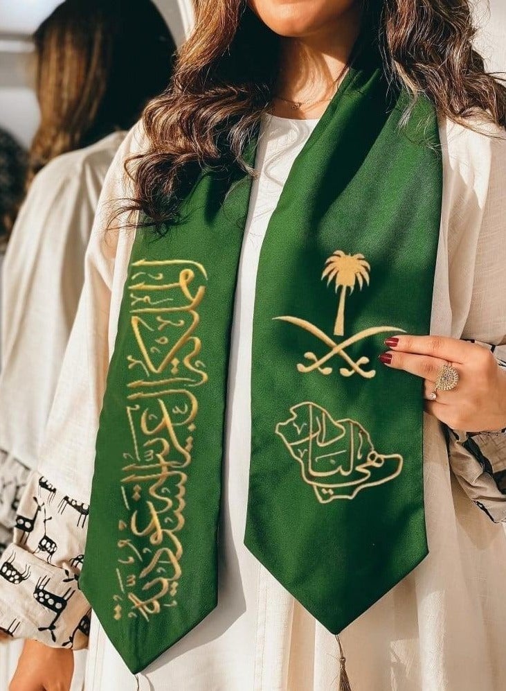 Toy Box Saudi National Day Celebration Cotton Scarf – Green & Gold Saudi Heritage Design - Image 3