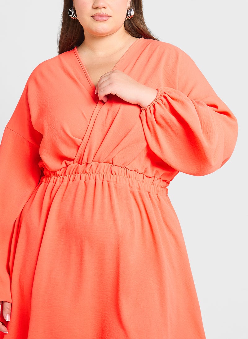 جينجر بلس فستان قصير بأكمام - Image 3