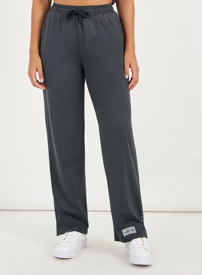 Styli Styli Gymspire Edition - Label Dotted Reflective Stripe Detail Straight Pants