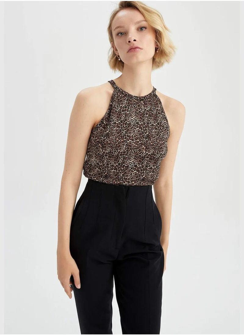 ديفاكتو Woman Fitted Halter Collar Vest