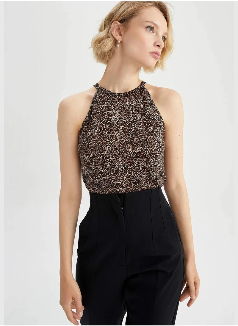ديفاكتو Woman Fitted Halter Collar Vest