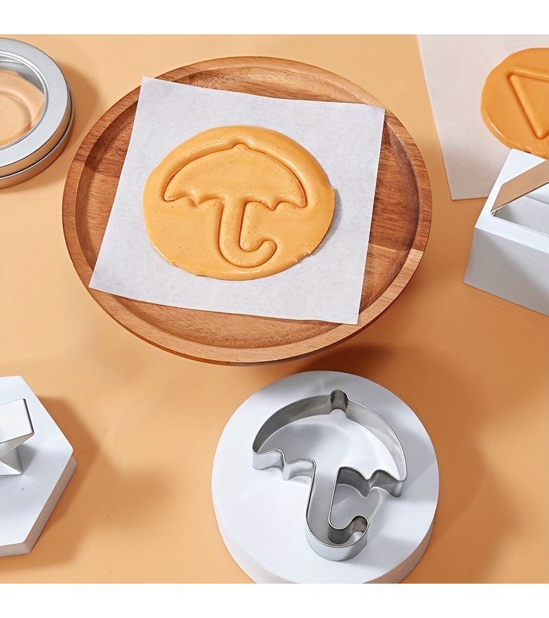 1pc Stainless Steel Umbrella Cookie Cutter Sugar Cookie Game Baking Mold - Image 1