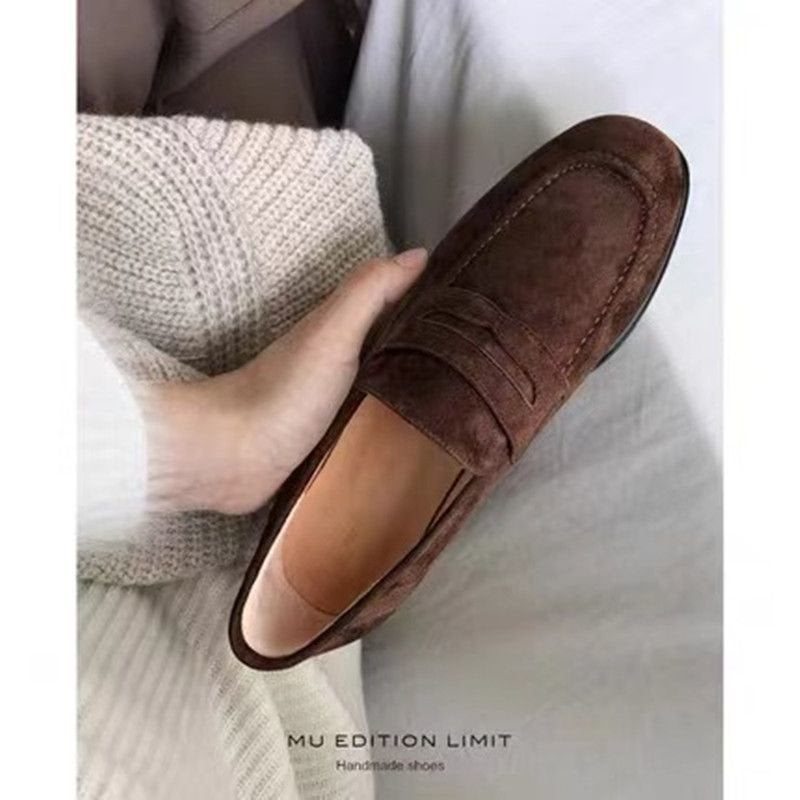 Women's Suede Loafers with Tassel, Slip-on Flat Shoes - Image 3