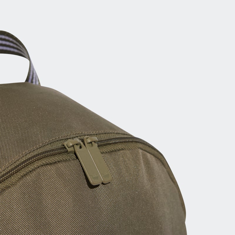Adidas ADICOLOR Backpack - Image 2
