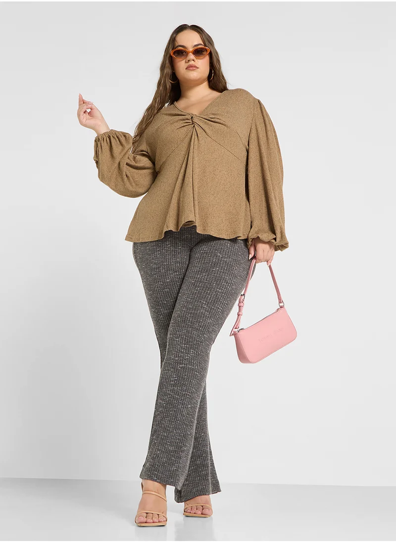 جينجر بلس V Neck Knitted Top