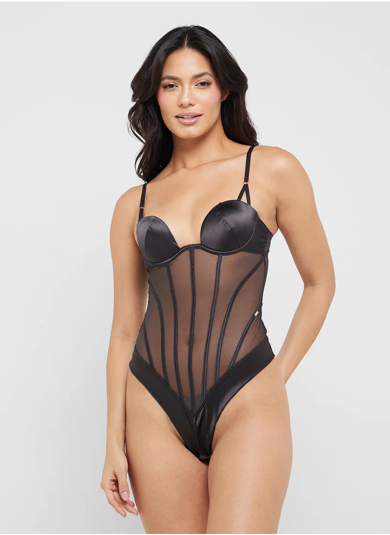 هانك مولر Strappy Paige Body