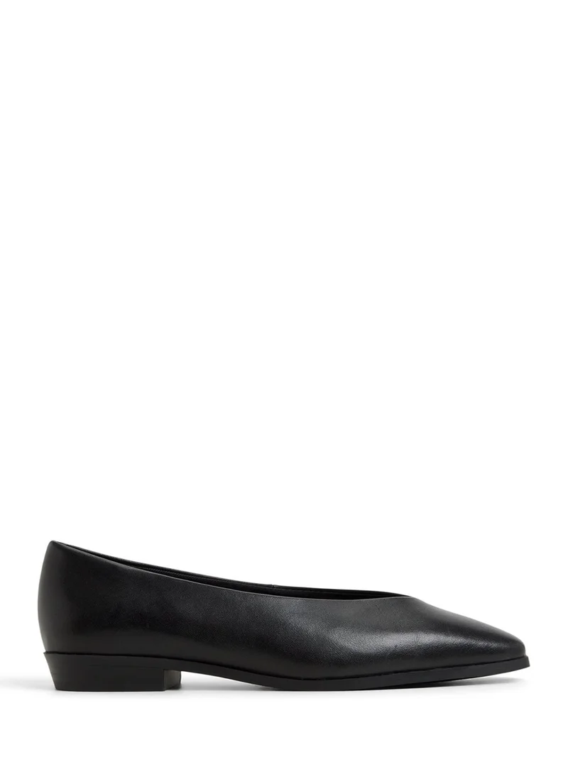 الدو Pointed Toe Pumps