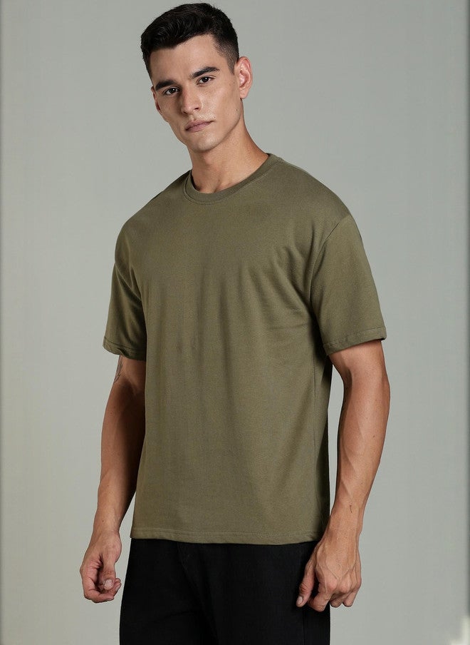 OUTLAWS Olive Solid Round Neck Regular Fit T-shirt for Men - Image 3