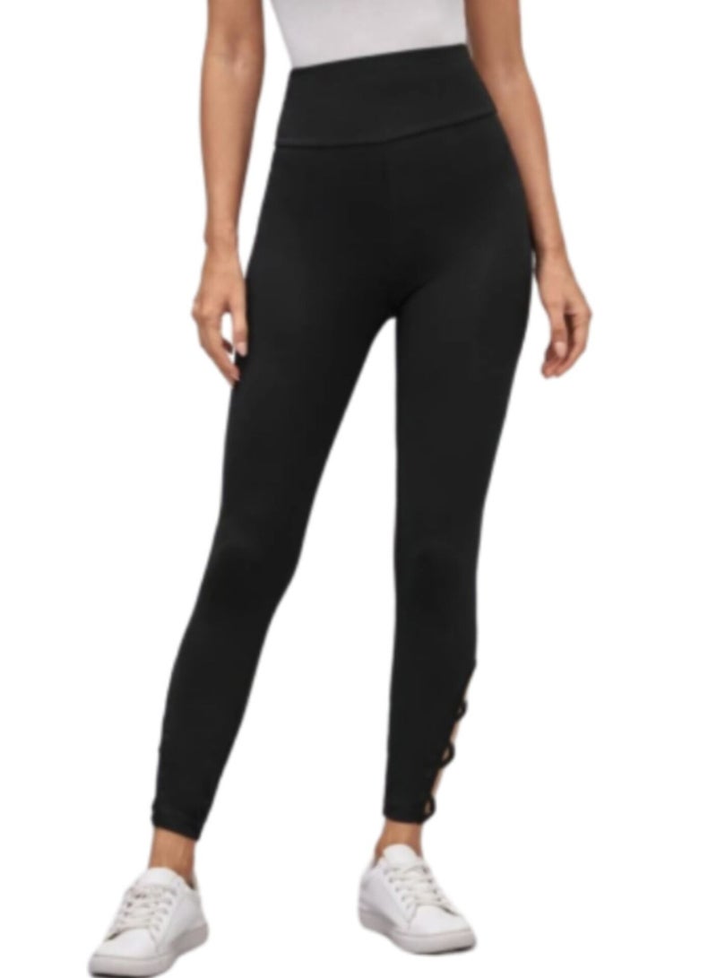 High Waisted Leggings with a Geometric Pattern at the Bottom  - Image 5