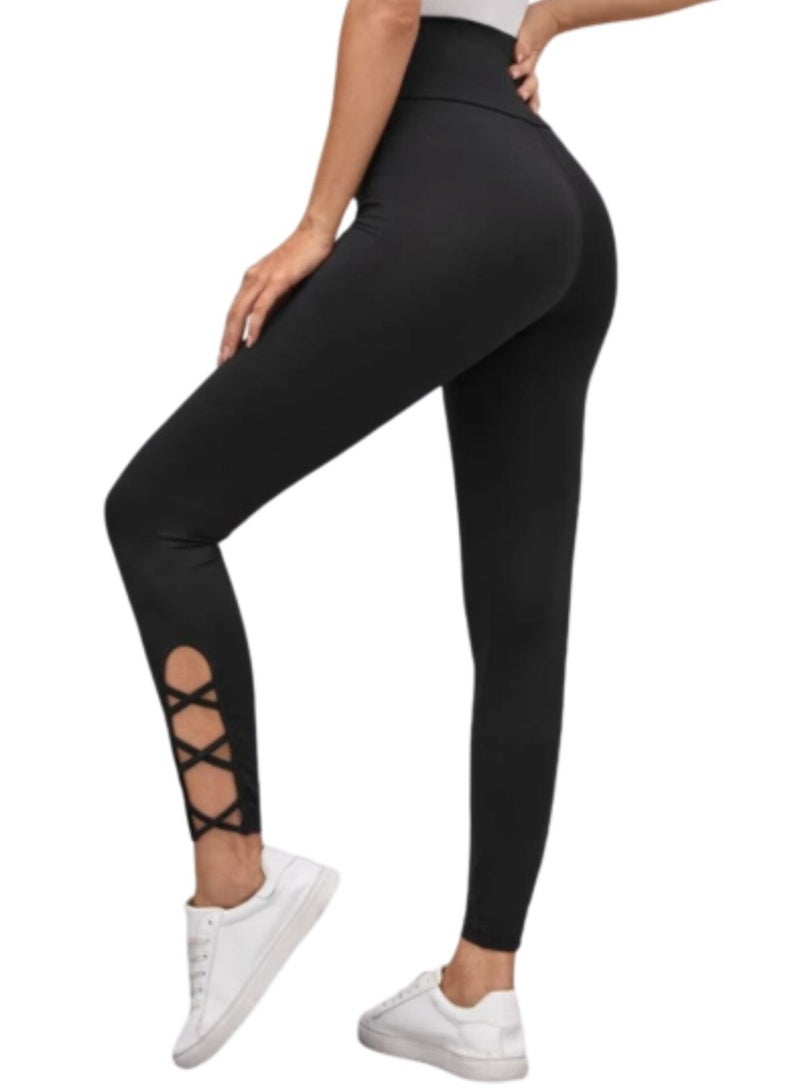 High Waisted Leggings with a Geometric Pattern at the Bottom  - Image 4