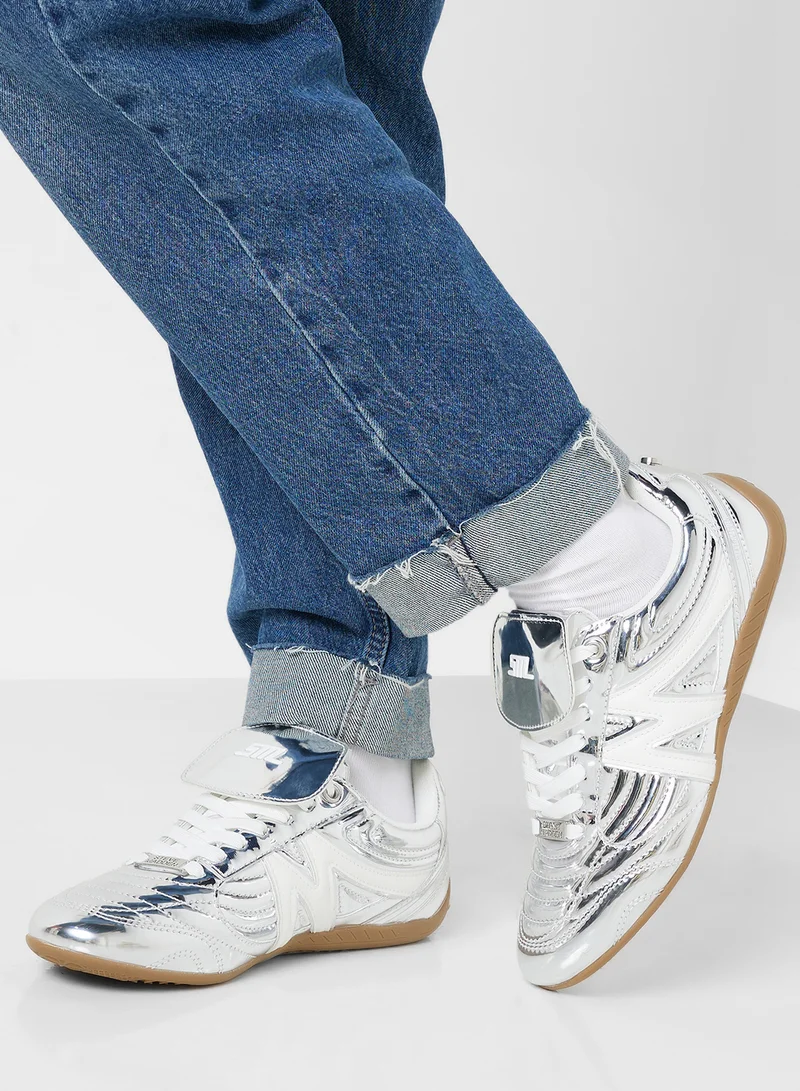 STEVE MADDEN Freekick Logo Lace Up Low Top Sneakers