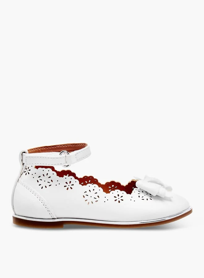 Barefeet Girls Laser Cut Mary Jane Shoes with Scallop Detail